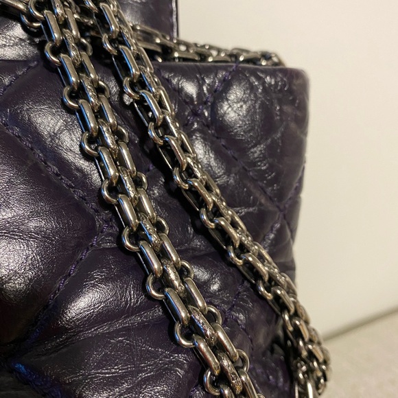 CHANEL 2.55 Reissue Aged Calfskin Black Tote Bag - Picture 11 of 12